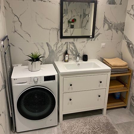 Lux Studio Hotel Keila Kültér fotó